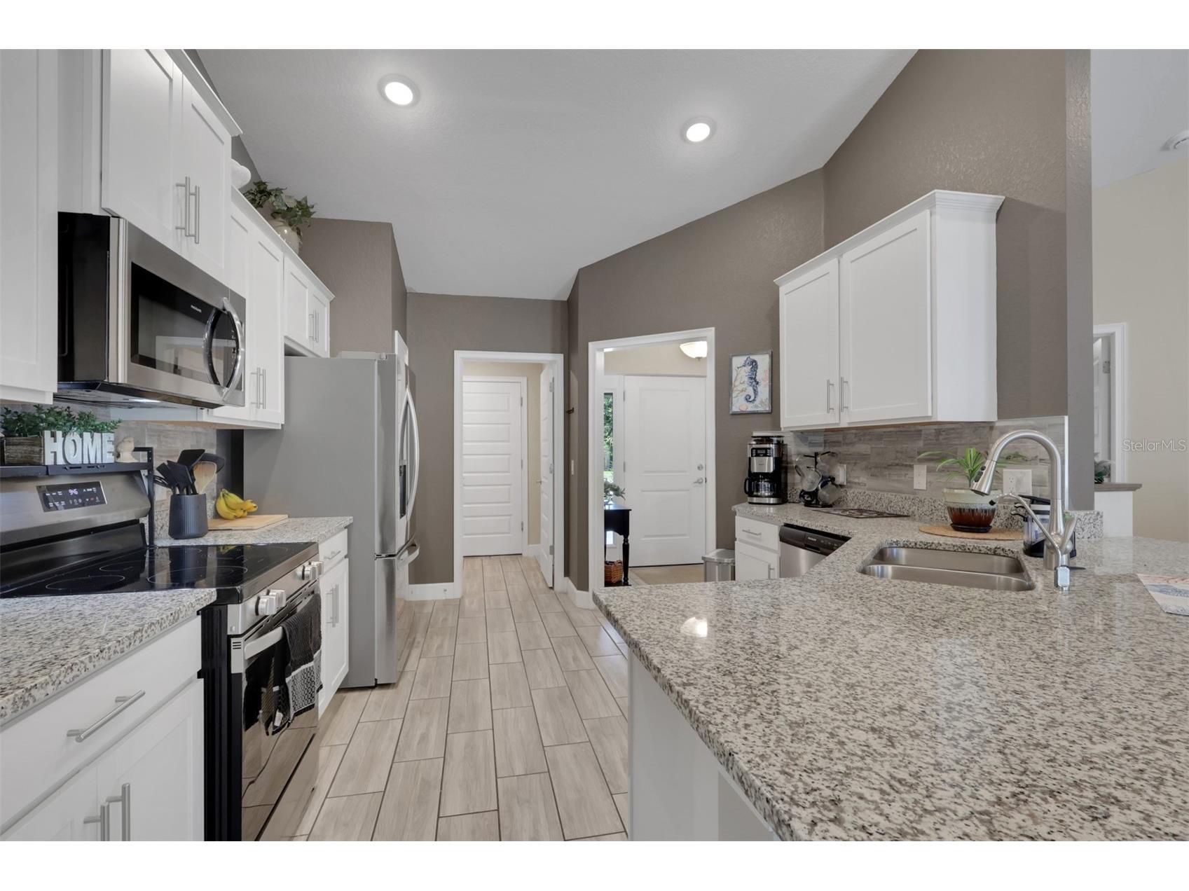 4597 Kenvil Drive North Port FL 34288 C7527902 image12
