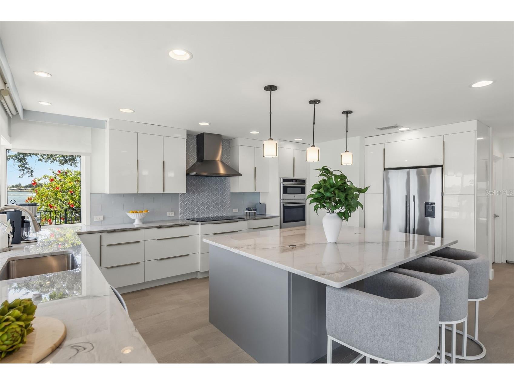 4598 Clearwater Harbor Drive S Largo FL 33770 O6421251 image14