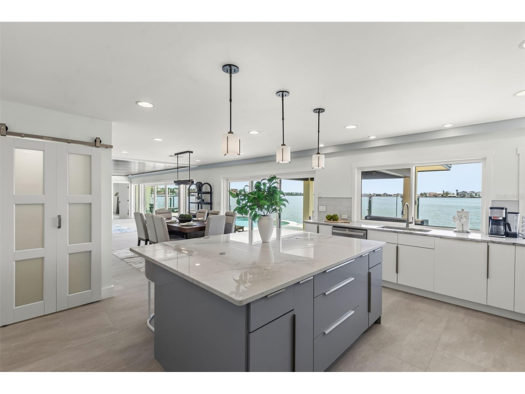 4598 Clearwater Harbor Drive S Largo FL 33770 O6421251 image17