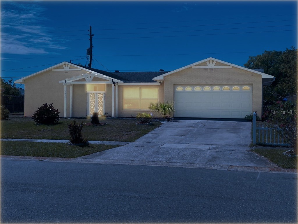 4599 Frisco Circle Orlando FL 32808 O6097535 image1