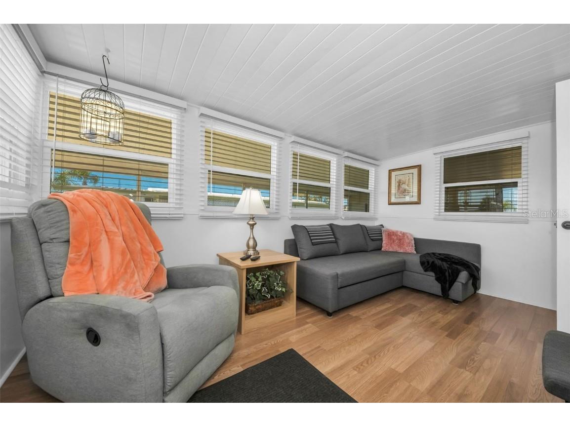 46 Drury Lane Tarpon Springs FL 34689 TB8447903 image18