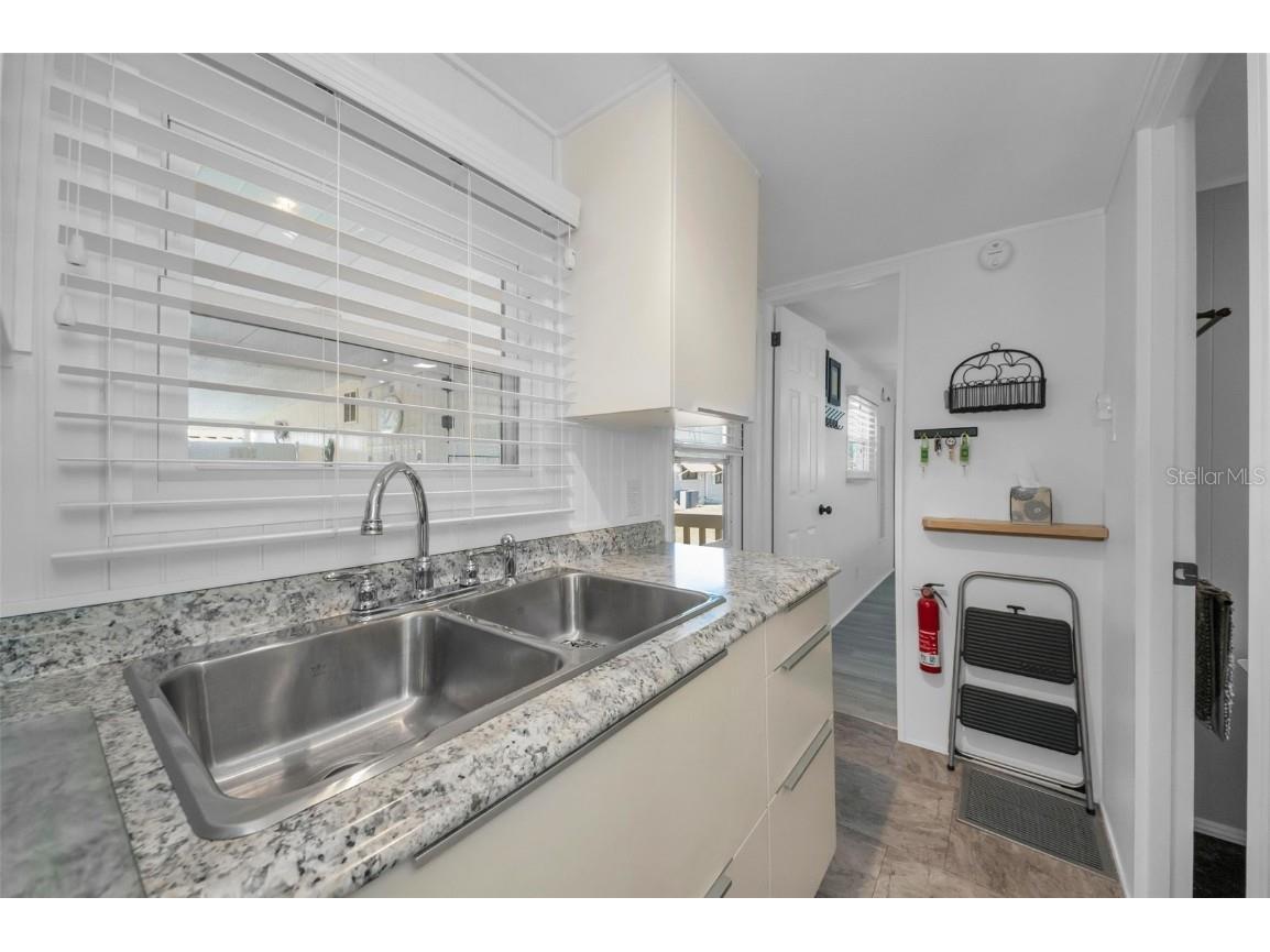 46 Drury Lane Tarpon Springs FL 34689 TB8447903 image26