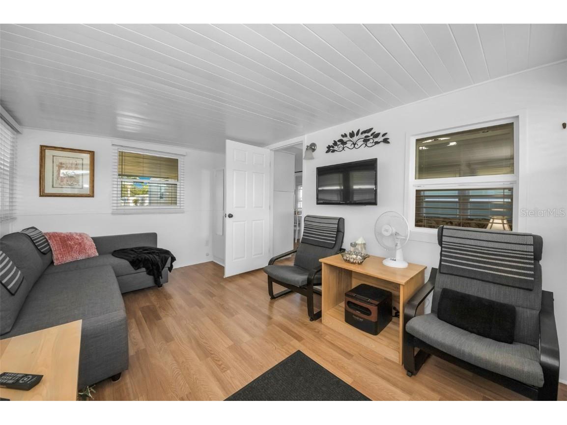 46 Drury Lane Tarpon Springs FL 34689 TB8447903 image8