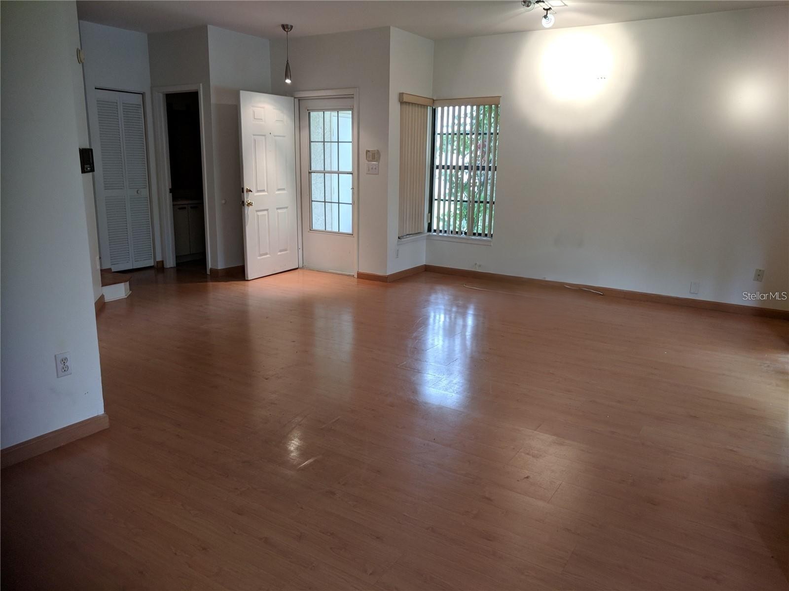 46 Emerald Bay Drive Oldsmar FL 34677 TB8515138 image3