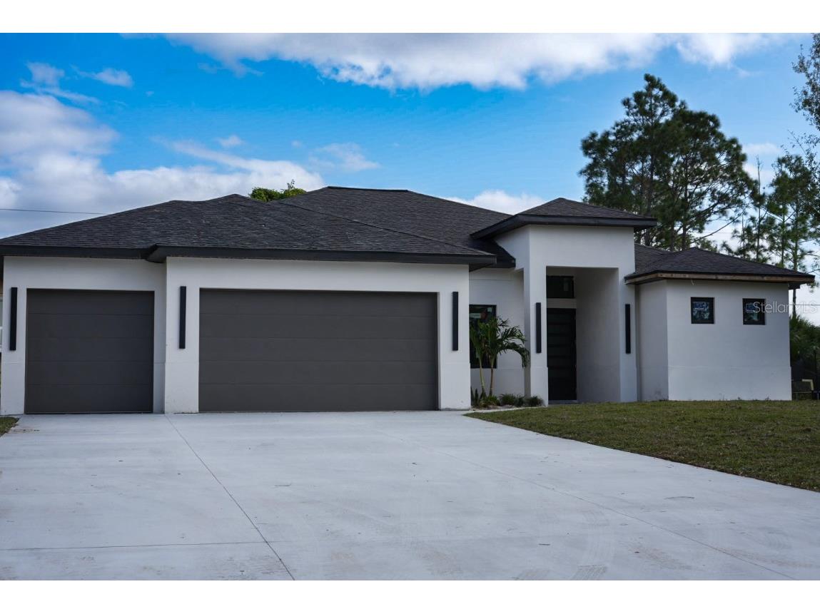 46 Holloman Street Port Charlotte FL 33954 A4676714 image1