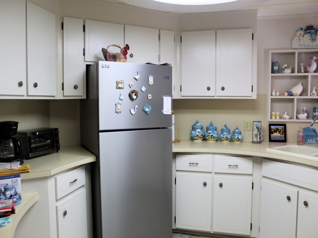 46 Palm Forest Drive Largo FL 33770 TB8449198 image3