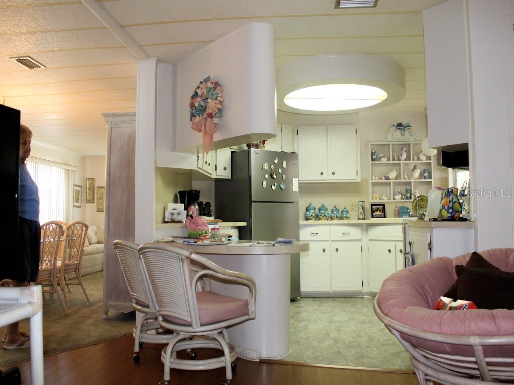 46 Palm Forest Drive Largo FL 33770 TB8449198 image4