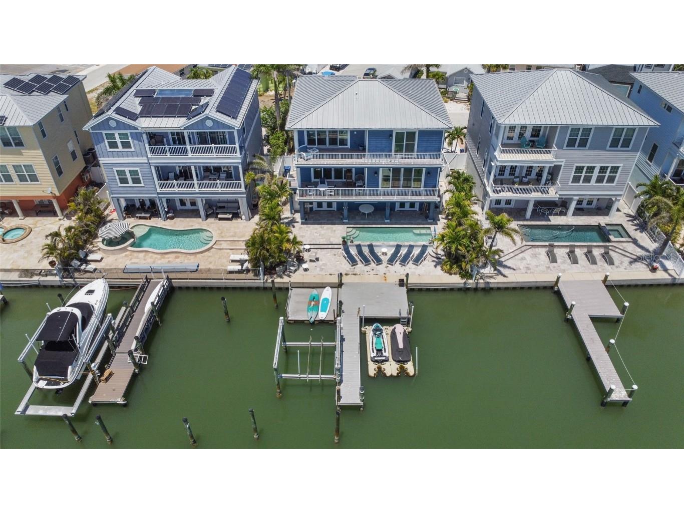 460 137th Avenue Circle Madeira Beach FL 33708 TB8374779 image1