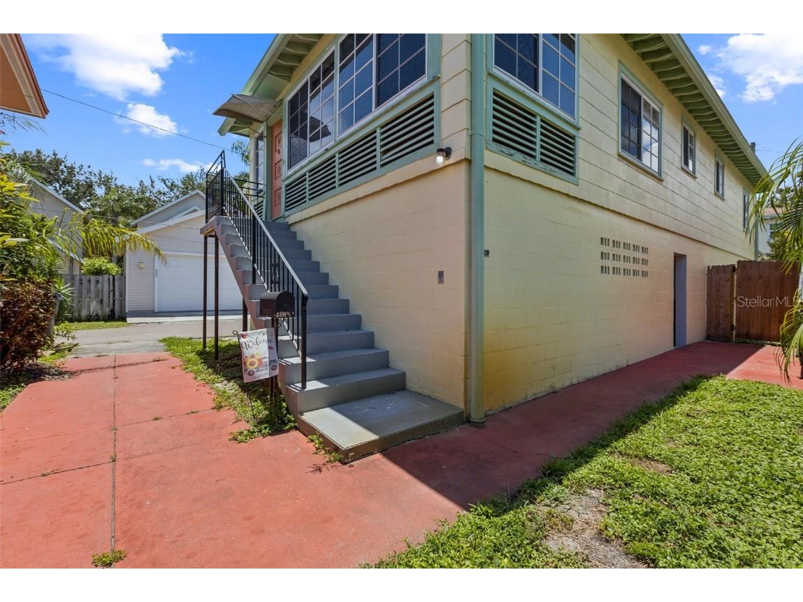 460 15th Avenue N Saint Petersburg FL 33704 TB8405347 image1