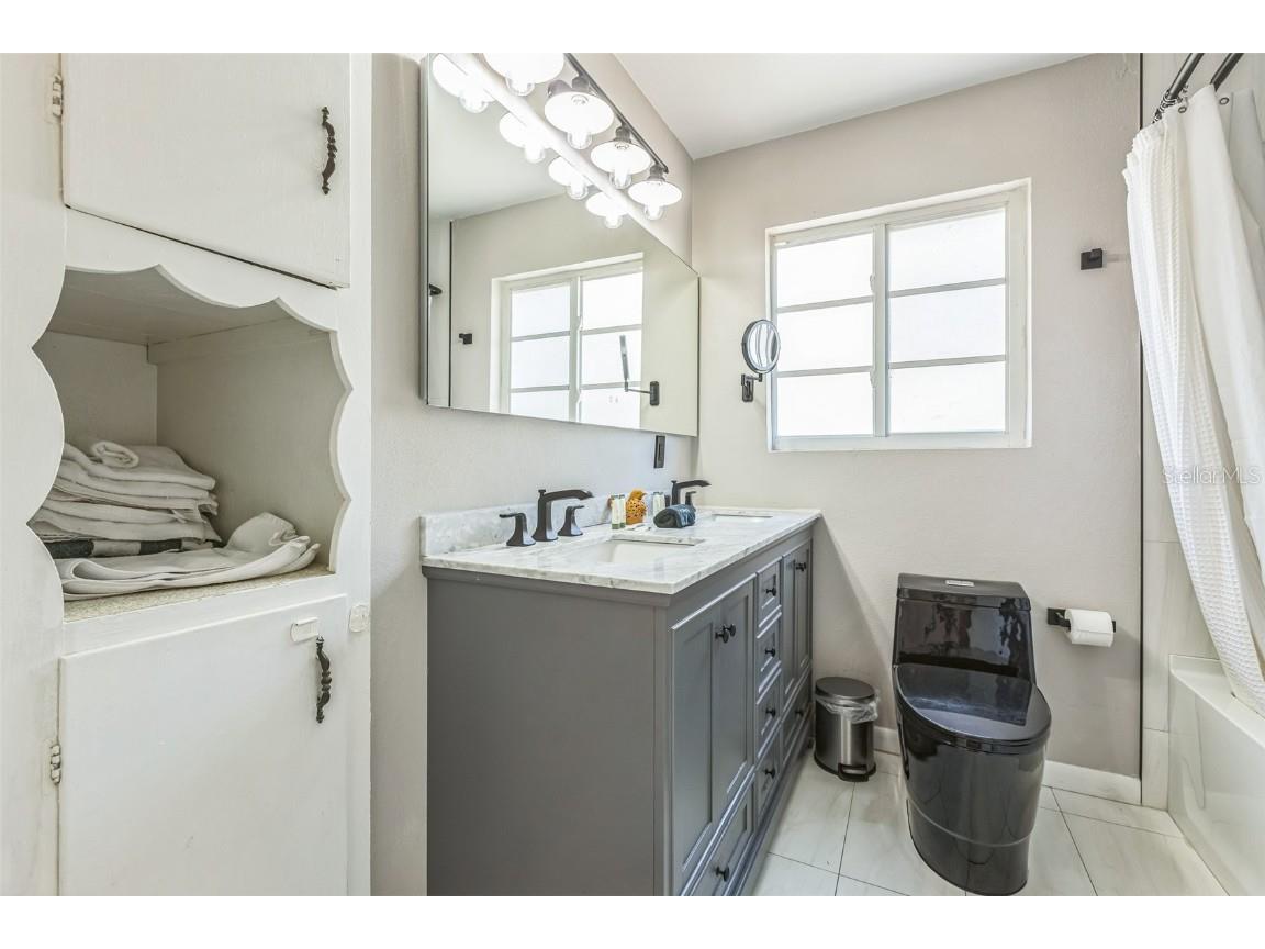 460 15th Avenue N Saint Petersburg FL 33704 TB8405347 image9