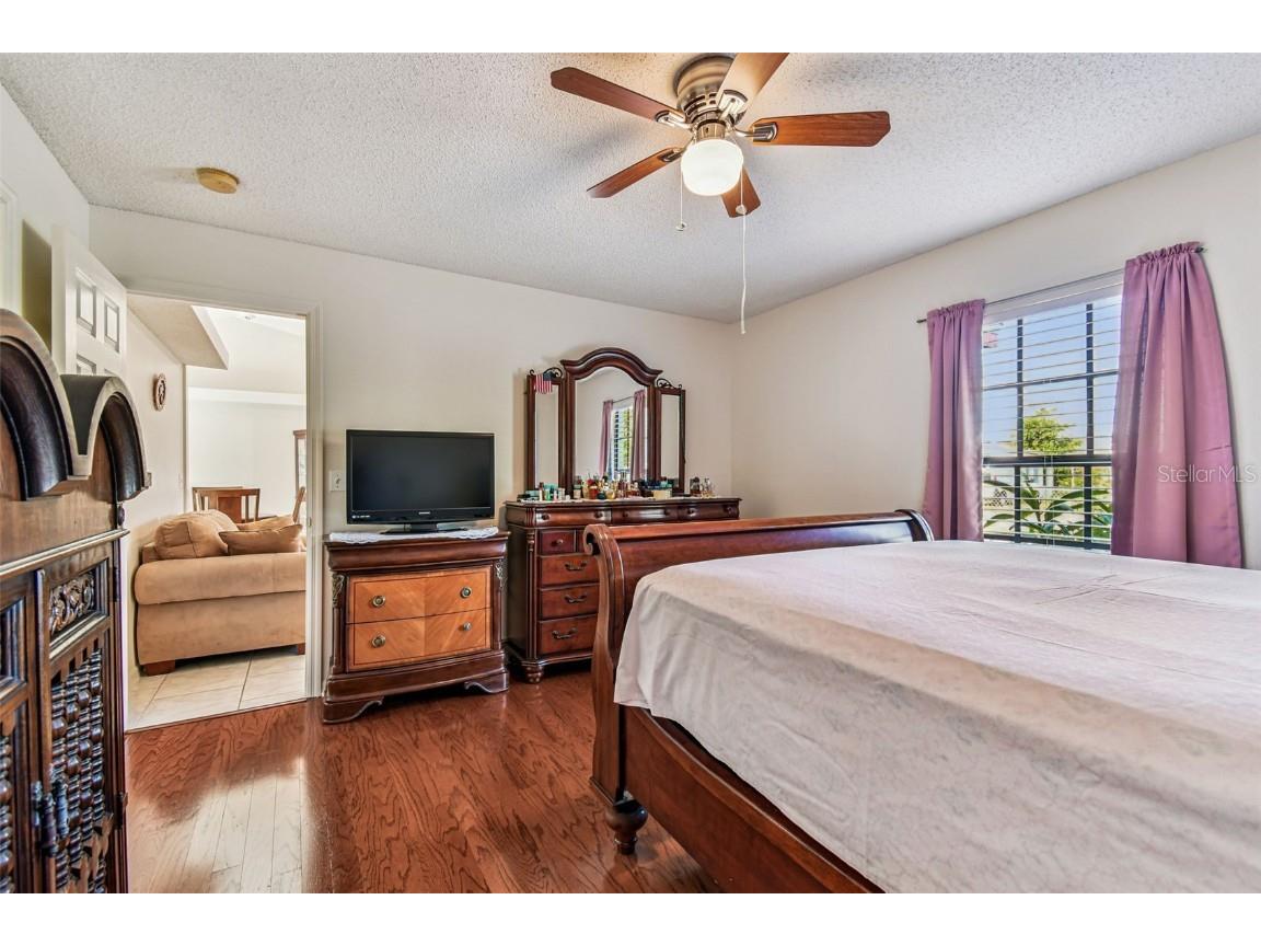 460 48th Street S Saint Petersburg FL 33711 TB8424601 image12