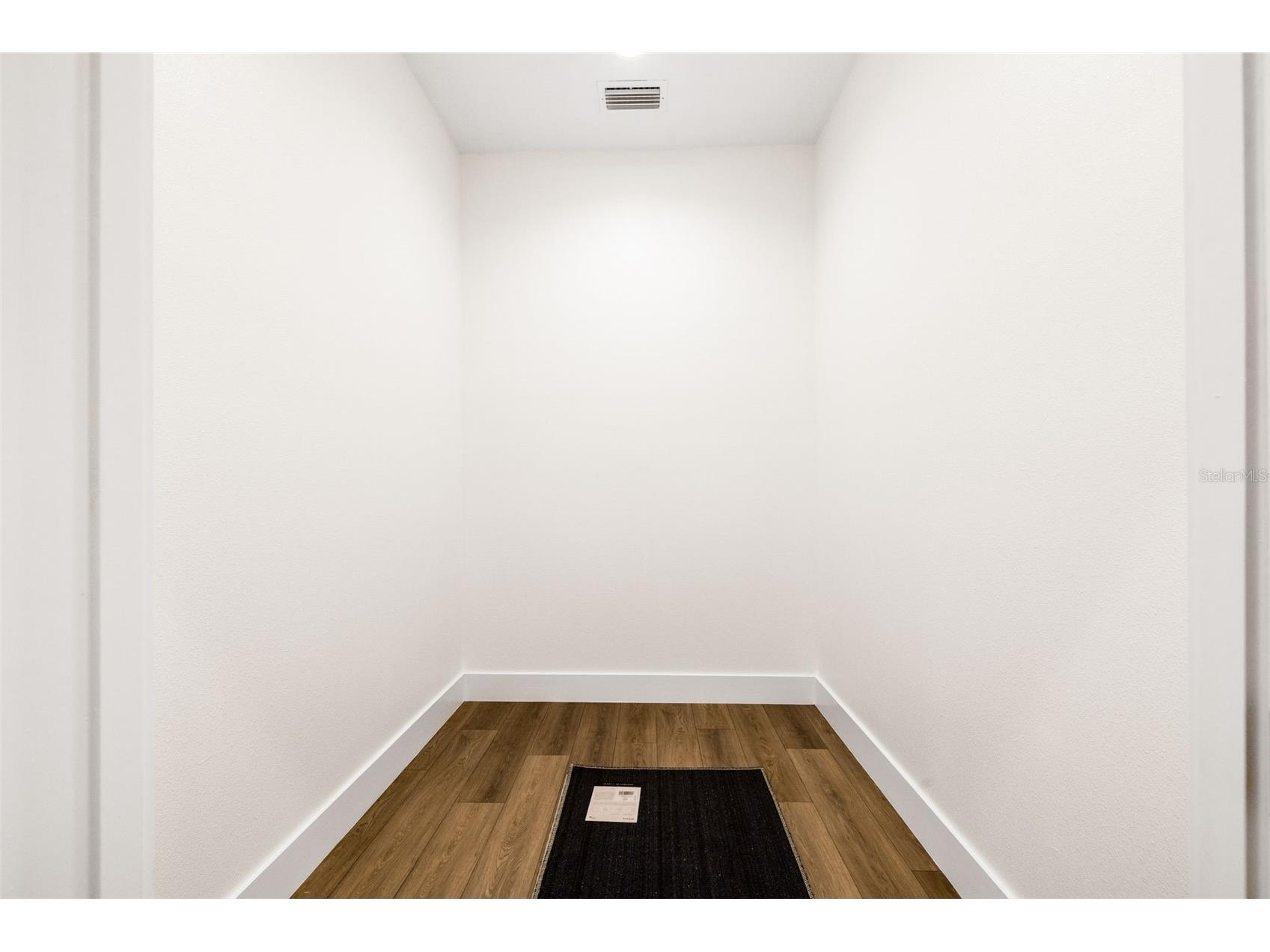 460 87th Avenue North Saint Petersburg FL 33702 TB8342579 image31