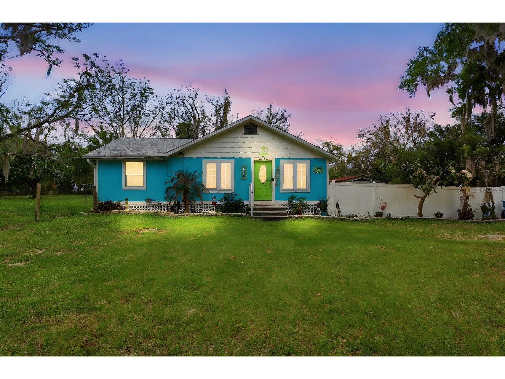 460 Alhambra Avenue De Leon Springs FL 32130 V4948224 image1