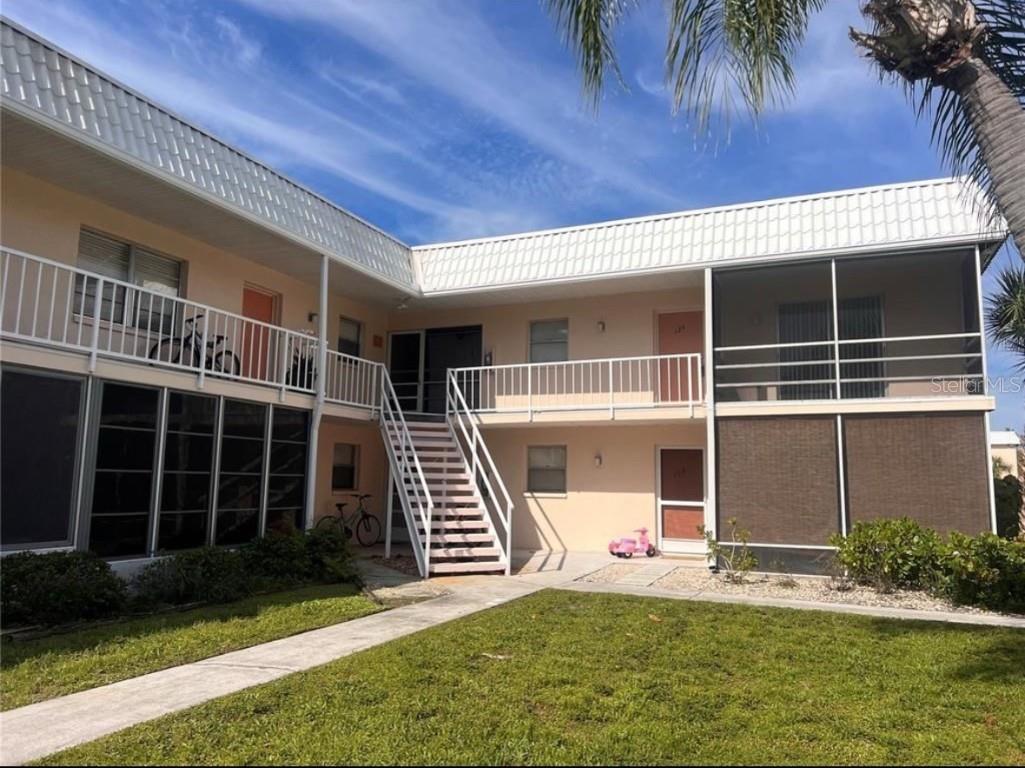 460 Base Avenue #129 Venice FL 34285 N6141404 image1