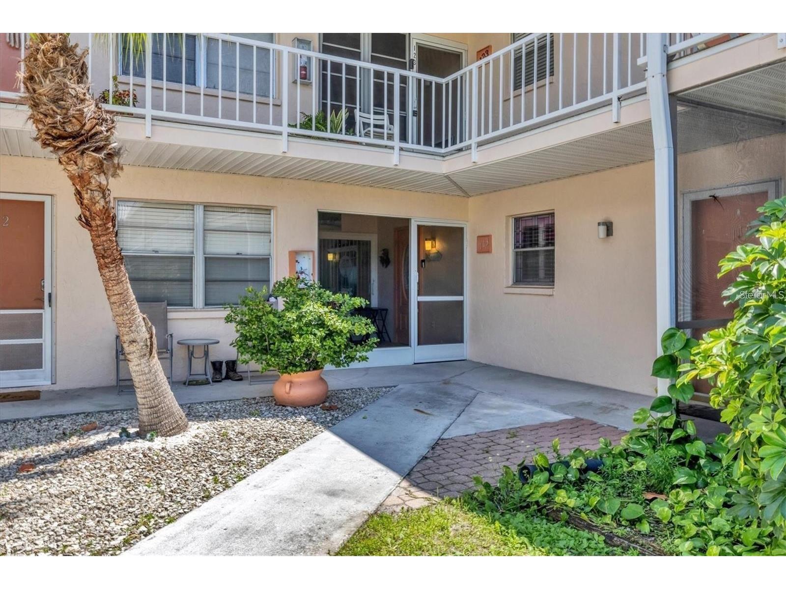 460 Base Avenue E #113 Venice FL 34285 N6142467 image1