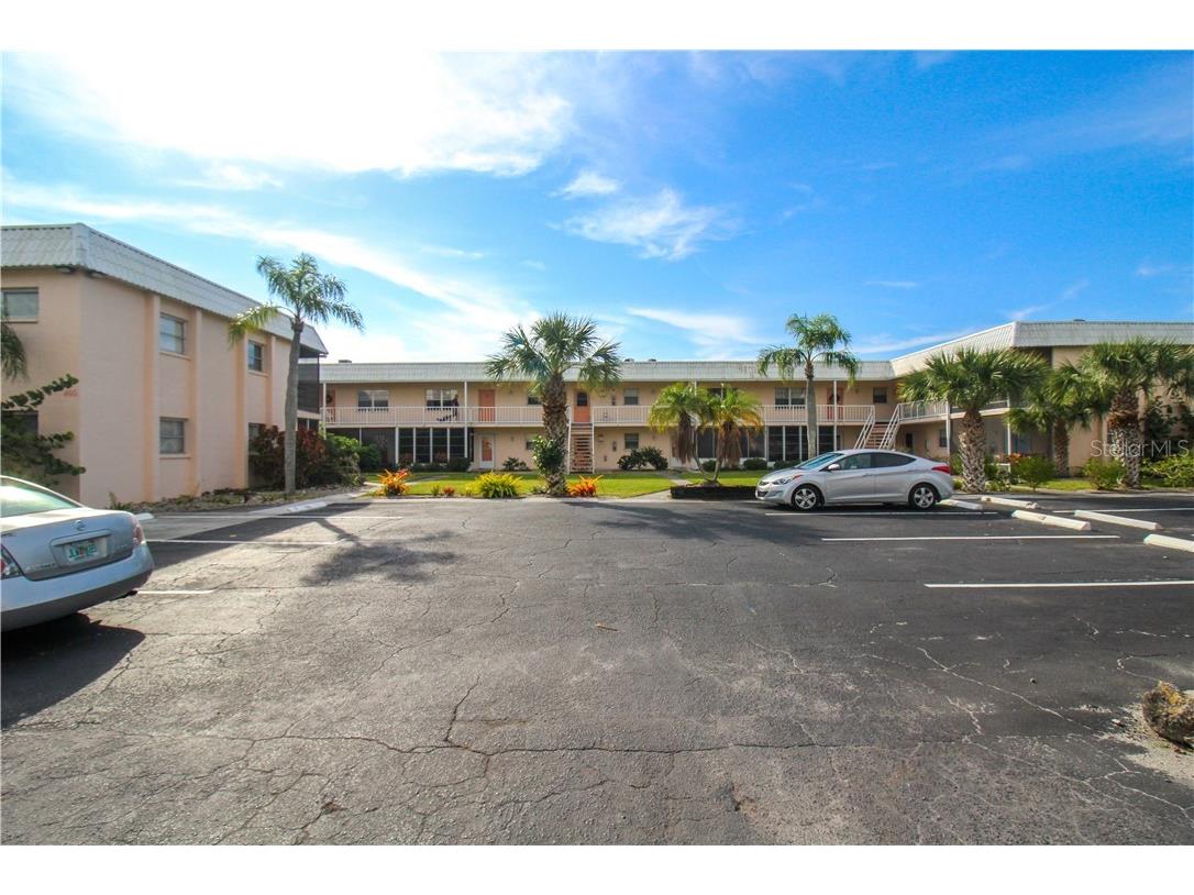 460 Base Avenue E #125 Venice FL 34285 A4489174 image1