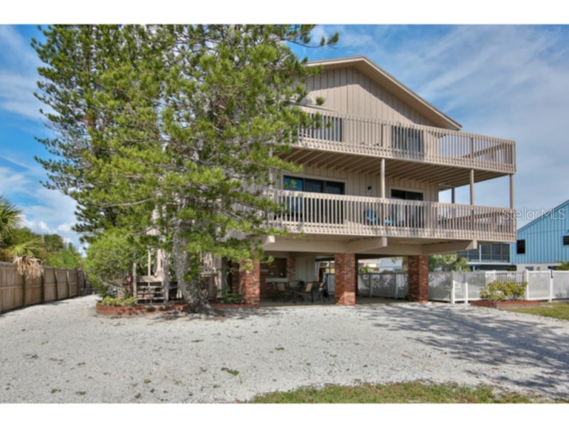 460 Beach Road #A1 Sarasota FL 34242 A4481650 image1