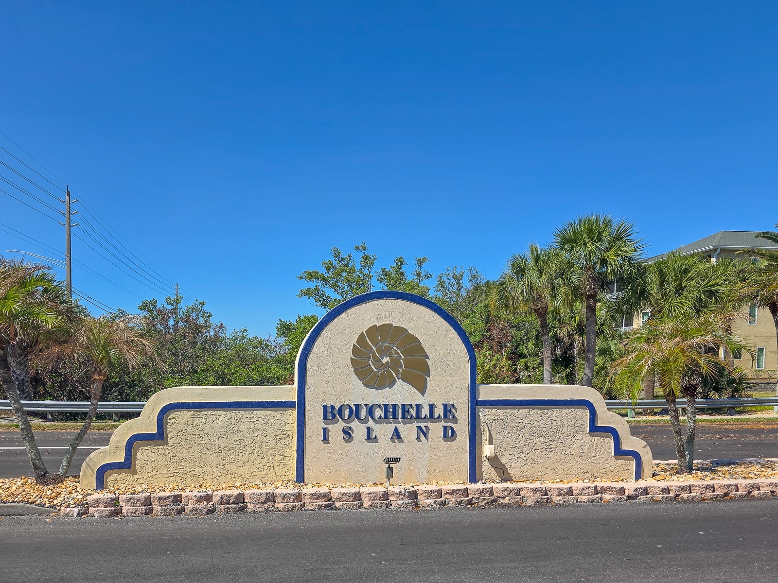 460 Bouchelle Drive #201 New Smyrna Beach FL 32169 - HALIFAX RIVER NS1087580 image4