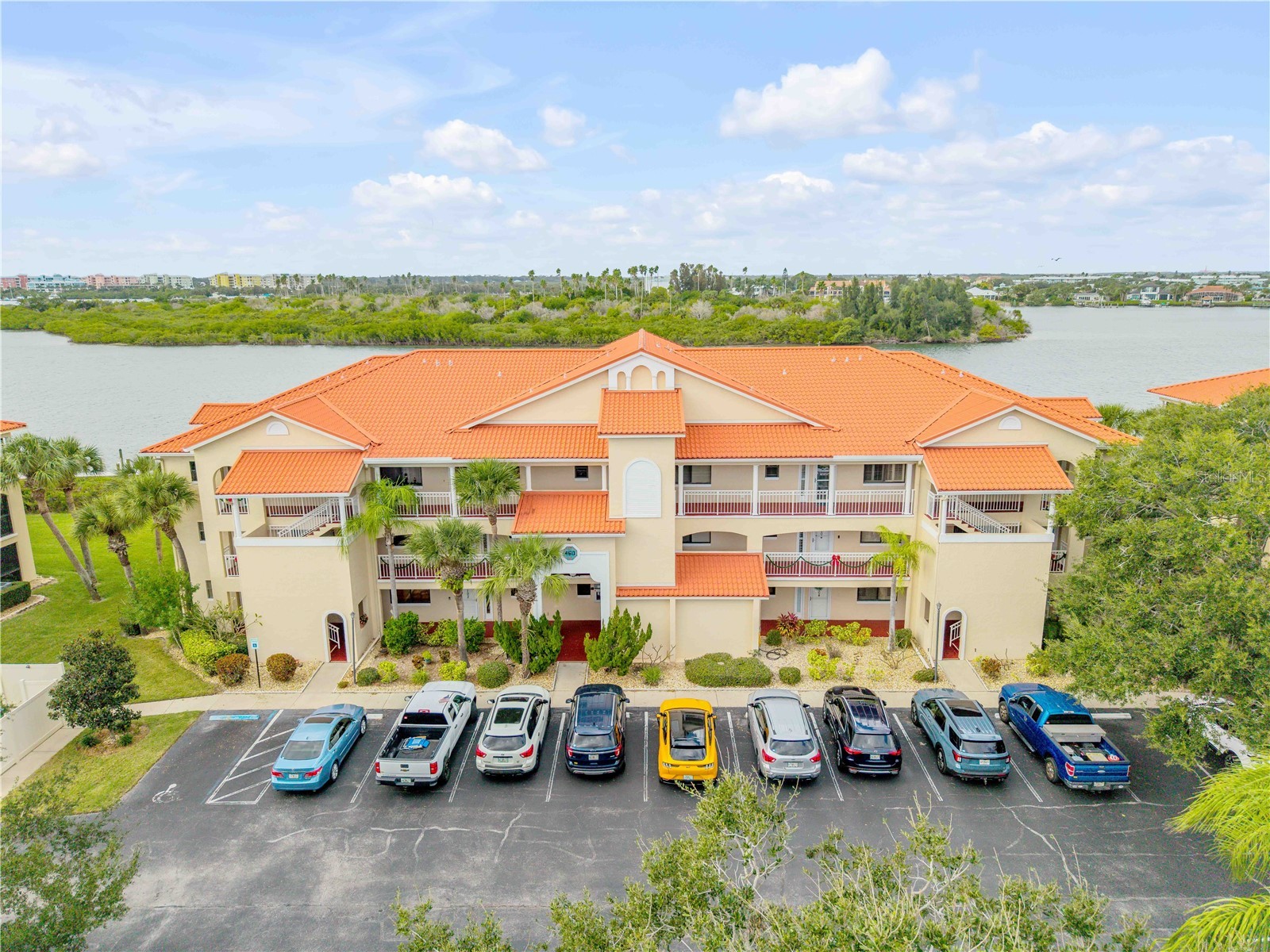 460 Bouchelle Drive #304 New Smyrna Beach FL 32169 NS1086895 image1