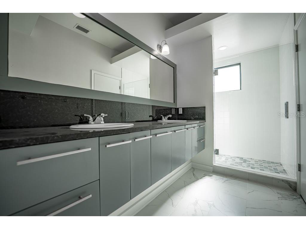 460 E Jackson Street #2 Orlando FL 32801 R4910697 image25