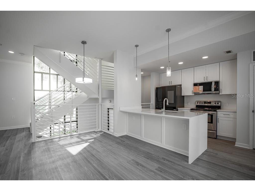 460 E Jackson Street #2 Orlando FL 32801 R4910697 image7