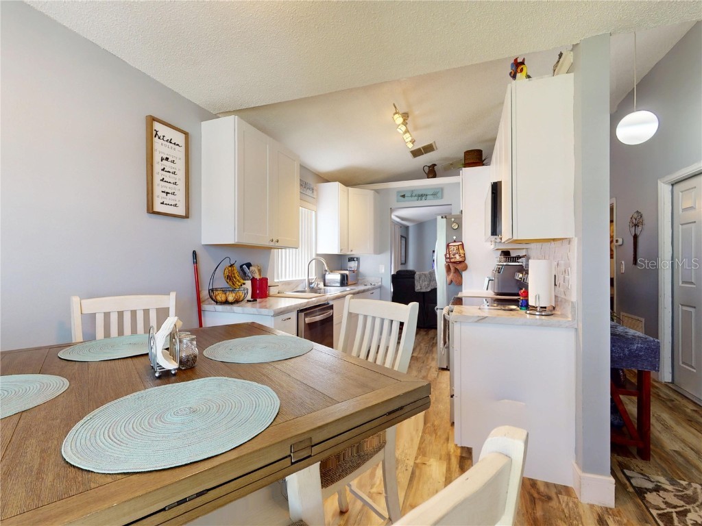 460 Green Street Deland FL 32720 V4944348 image6