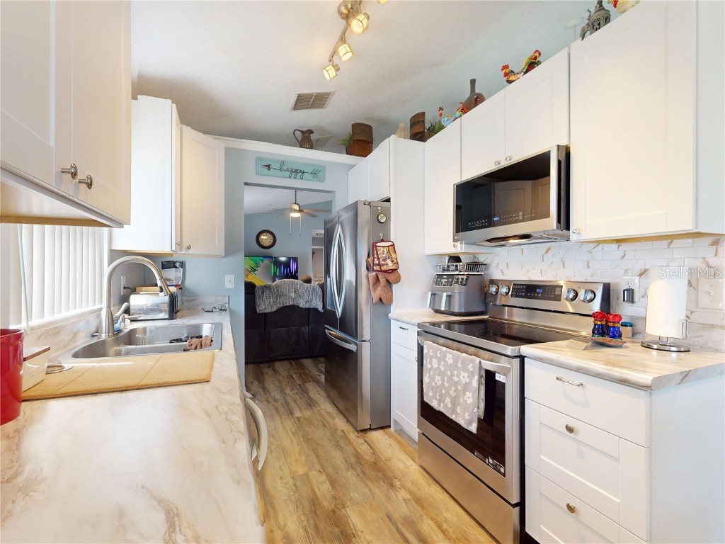 460 Green Street Deland FL 32720 V4944348 image7