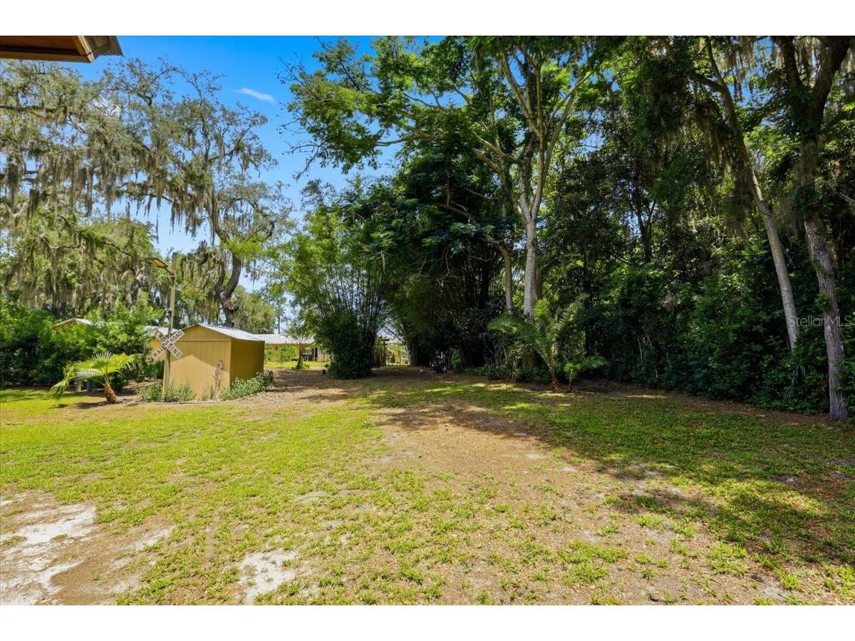 460 Lake Como Drive Pomona Park FL 32181 FC319074 image40