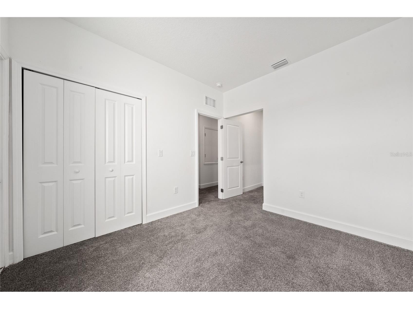 460 Lake Shore Parkway Davenport FL 33896 O6383807 image15