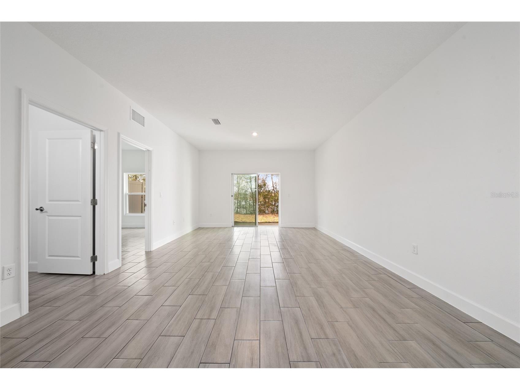 460 Lake Shore Parkway Davenport FL 33896 O6383807 image6