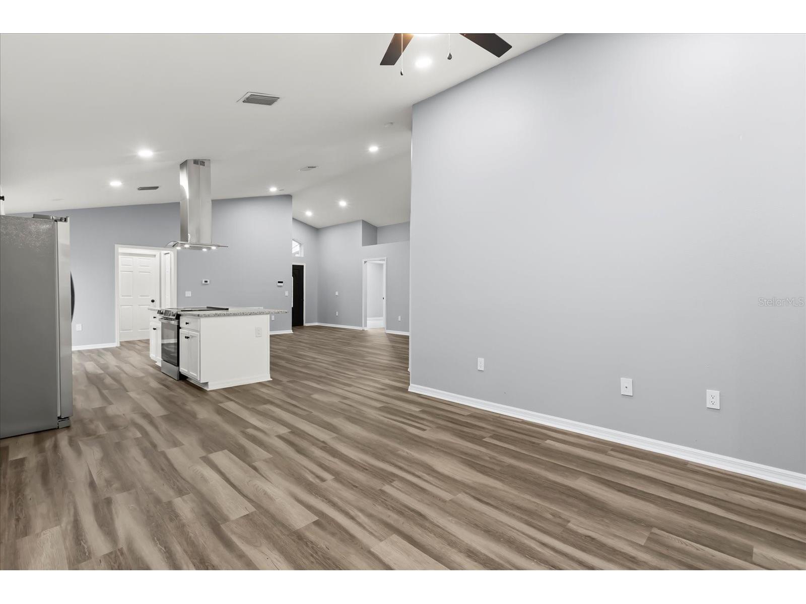 460 Martigues Drive Kissimmee FL 34759 S5149910 image6