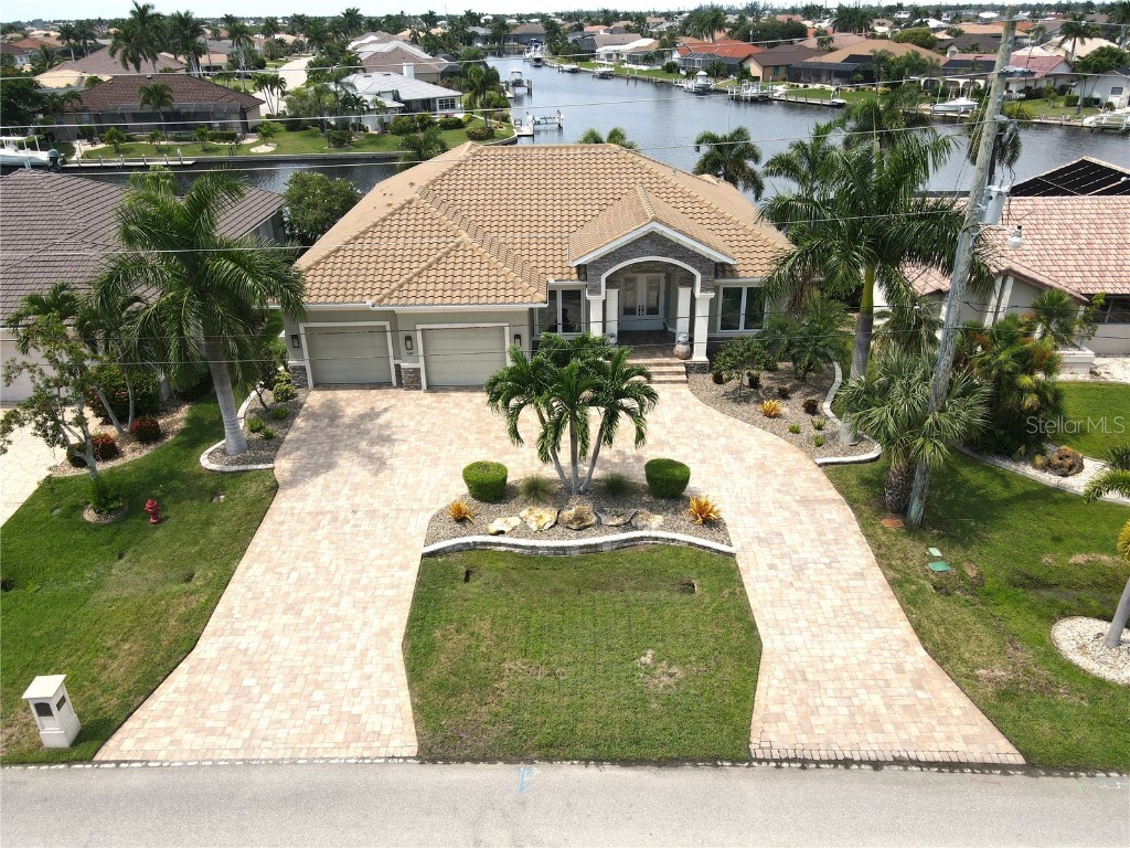 460 Monaco Drive Punta Gorda FL 33950 C7498084 image1
