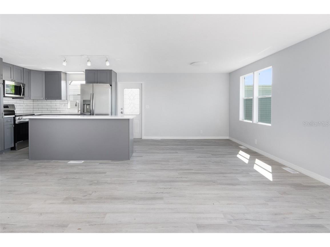 460 Mount Oak Avenue NE #745 Saint Petersburg FL 33702 TB8415633 image5