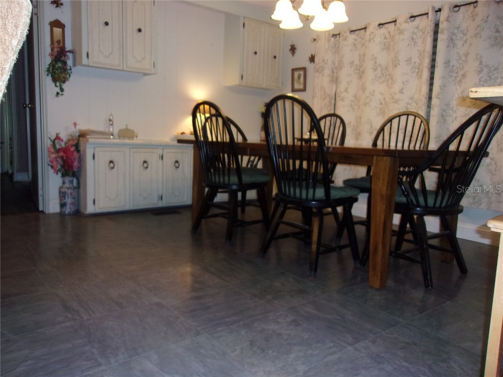 460 NE 64th Avenue Ocala FL 34470 OM693426 image25