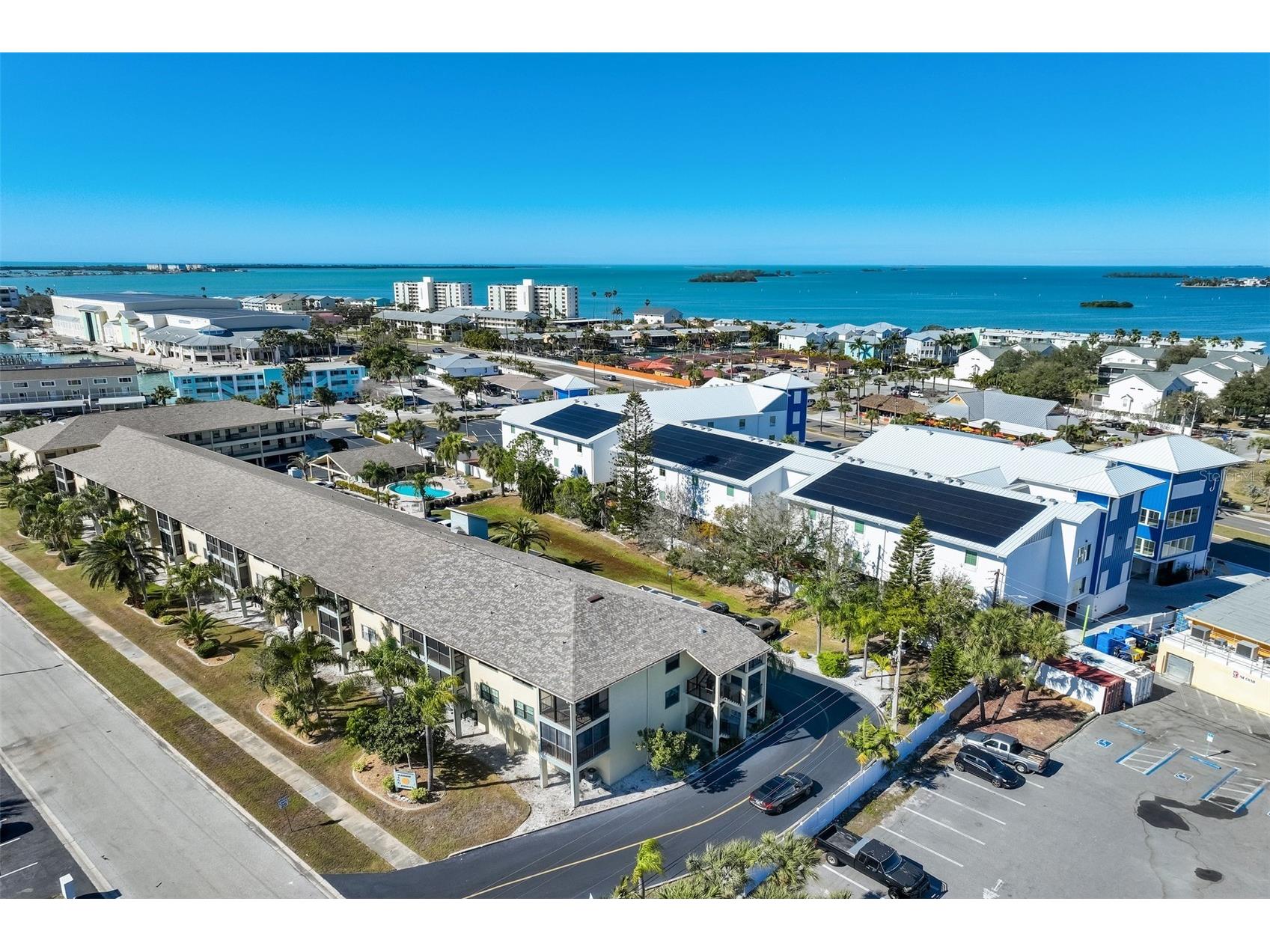 460 Paula Drive S #401 Dunedin FL 34698 TB8473334 image1