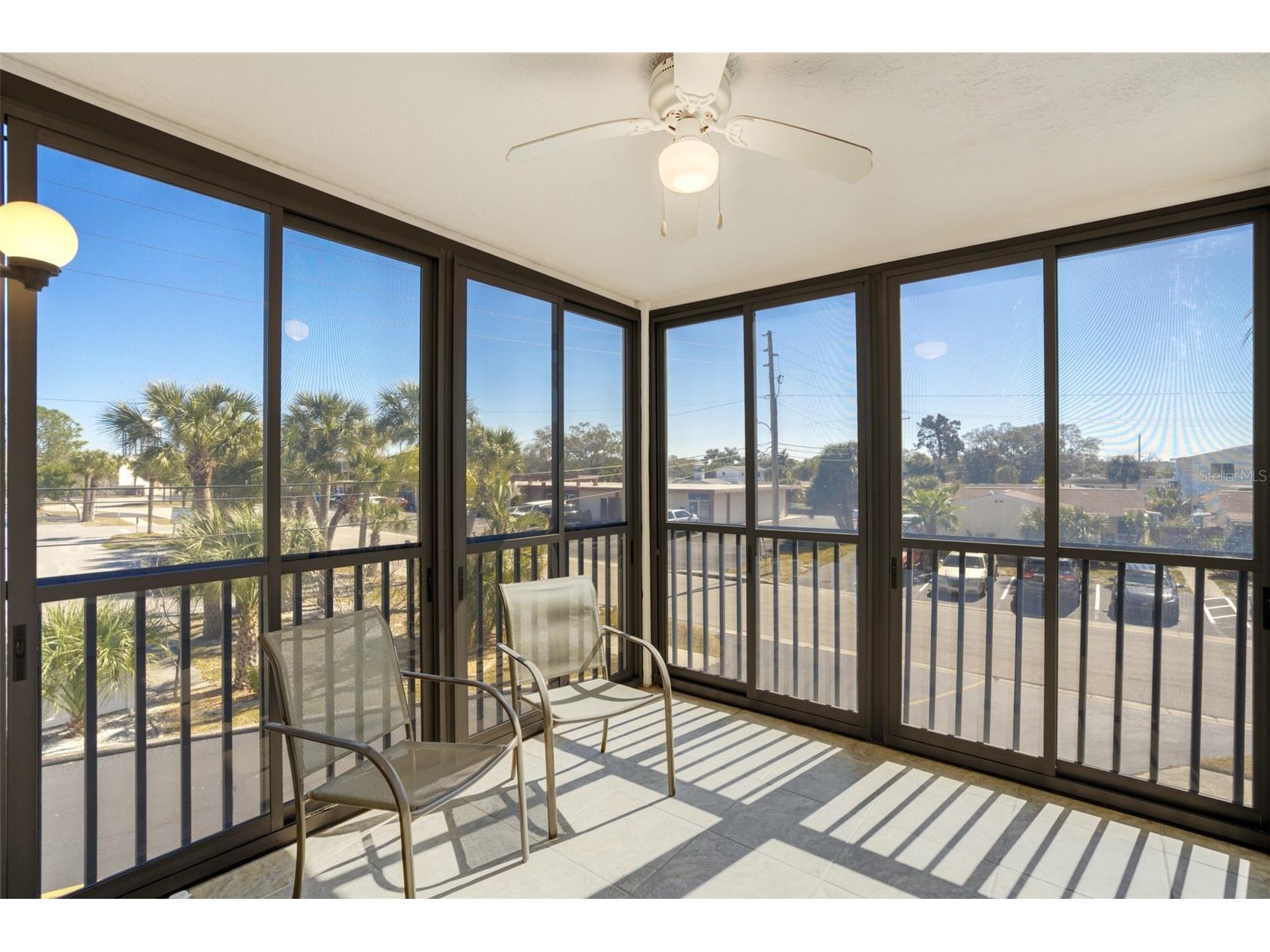 460 Paula Drive S #401 Dunedin FL 34698 TB8473334 image15