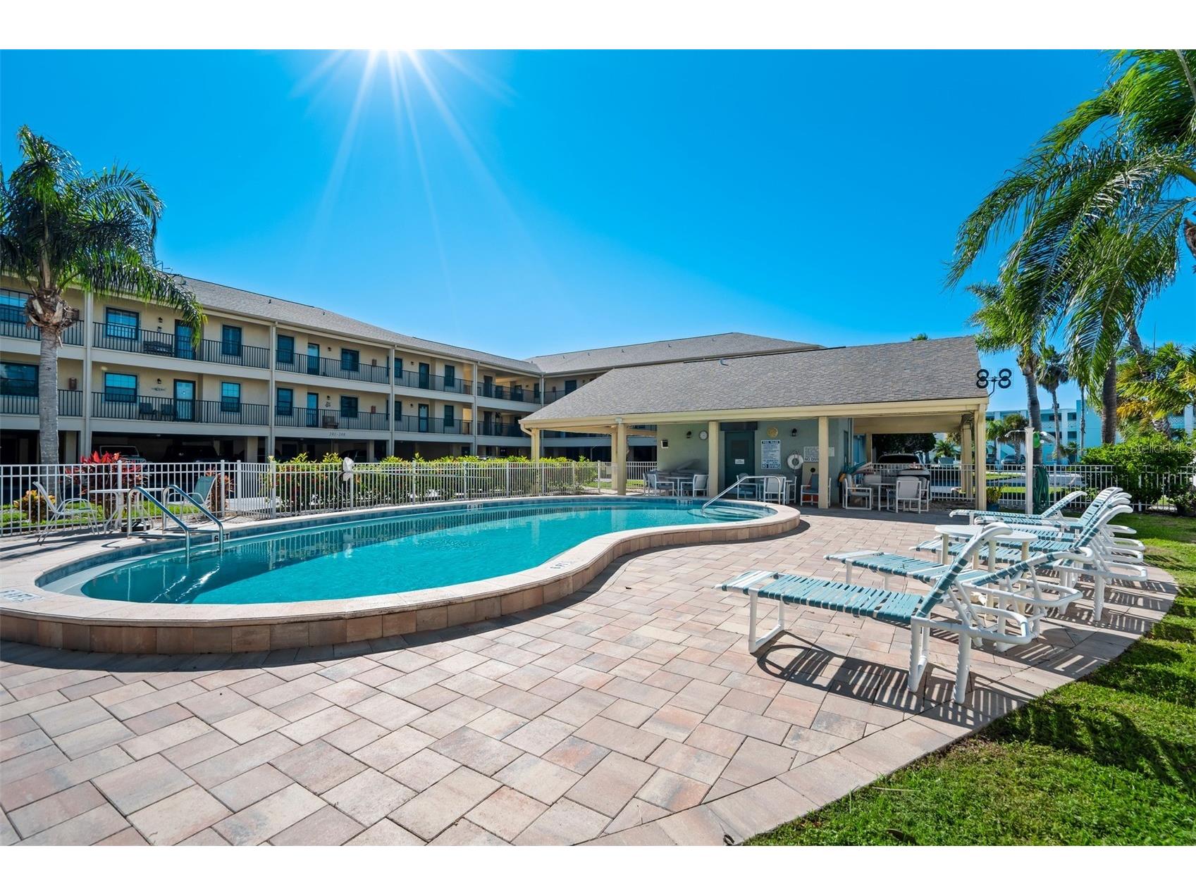 460 Paula Drive S #401 Dunedin FL 34698 TB8473334 image18