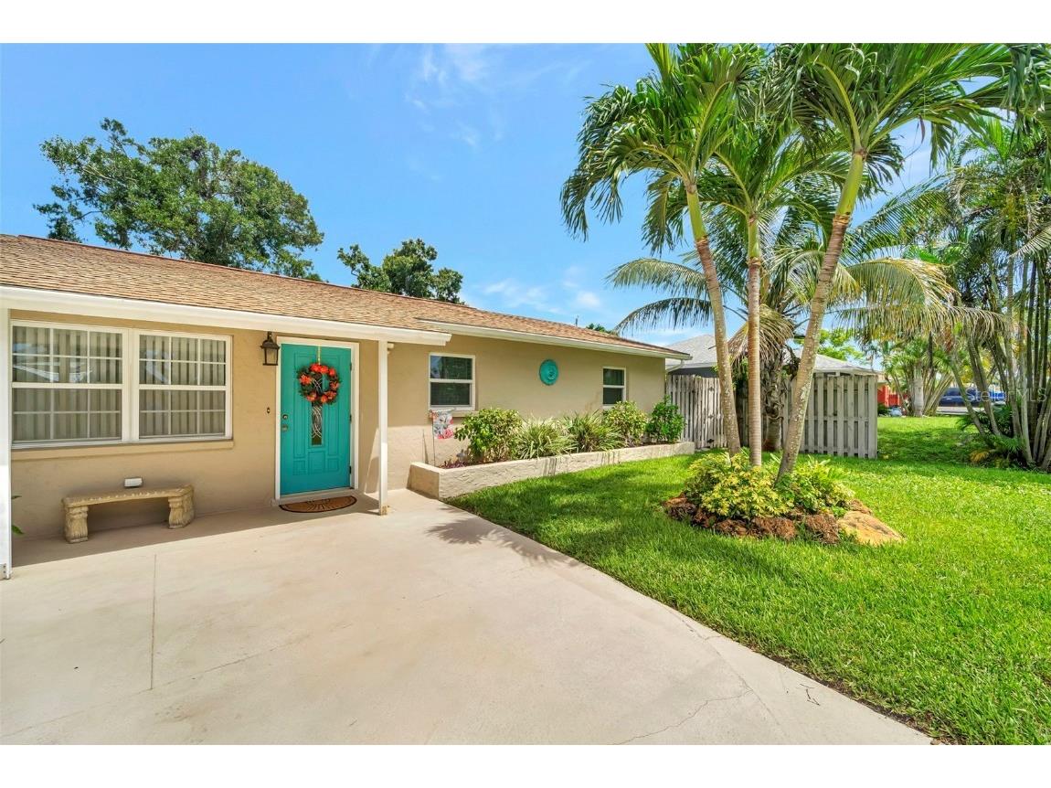460 Pelican Road Venice FL 34293 C7512614 image1