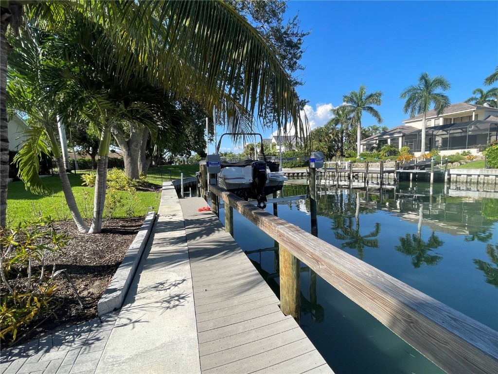 460 Pheasant Drive Sarasota FL 34236 - SARASOTA BAY A4582391 image3