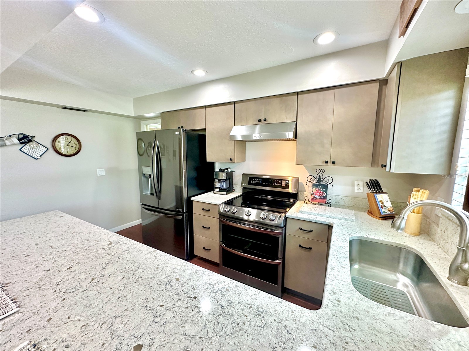 460 S Deerwood Avenue Orlando FL 32825 O6407784 image7