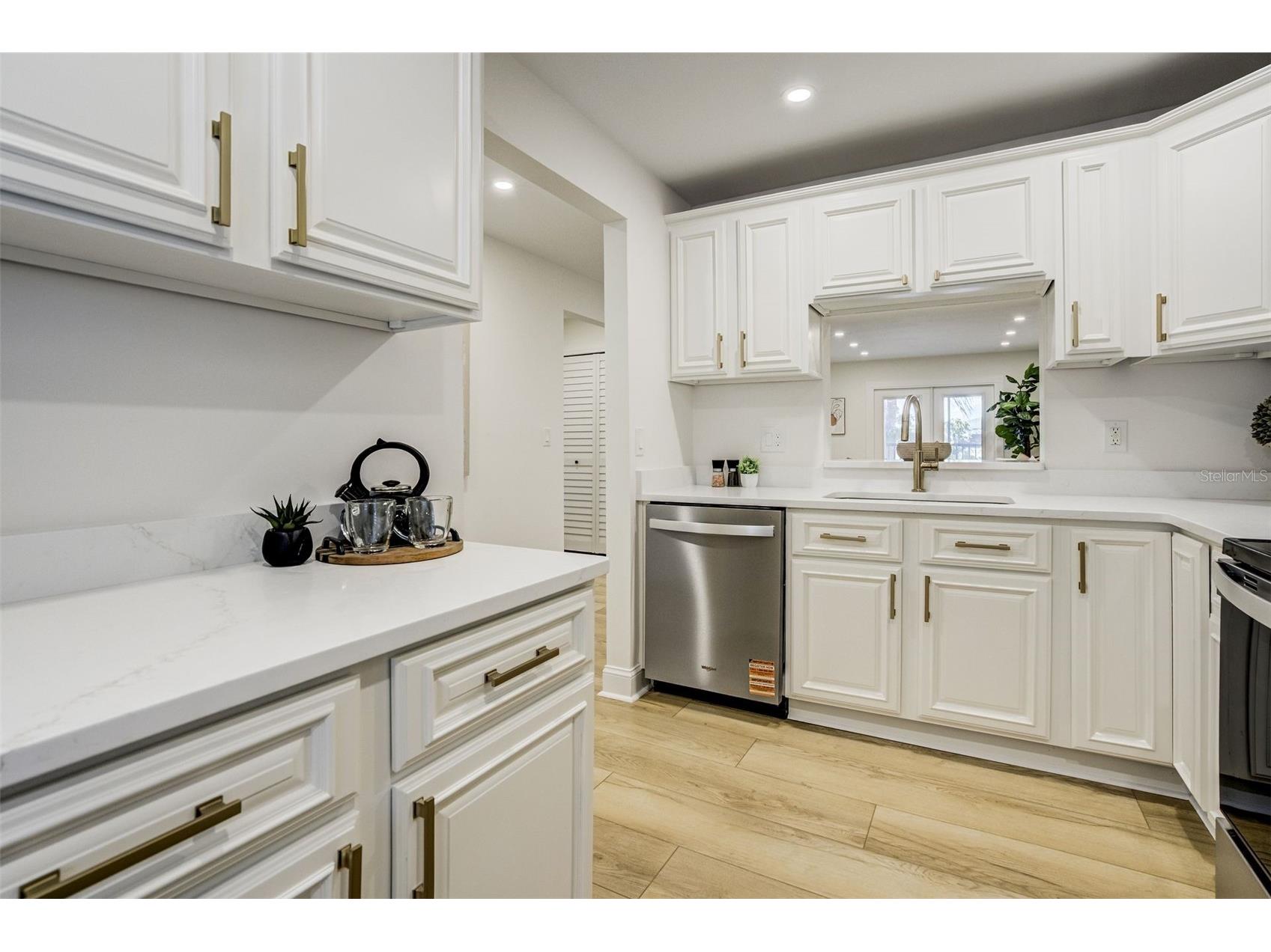 460 S Paula Drive #402 Dunedin FL 34698 TB8493822 image4