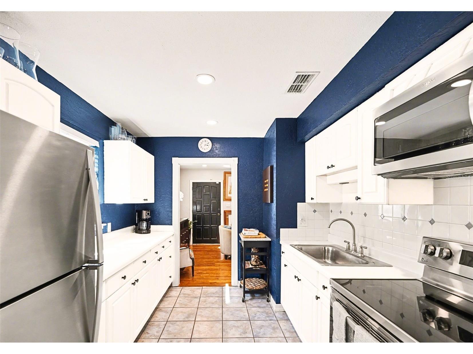 4600 30th Avenue N Saint Petersburg FL 33713 A4683183 image12