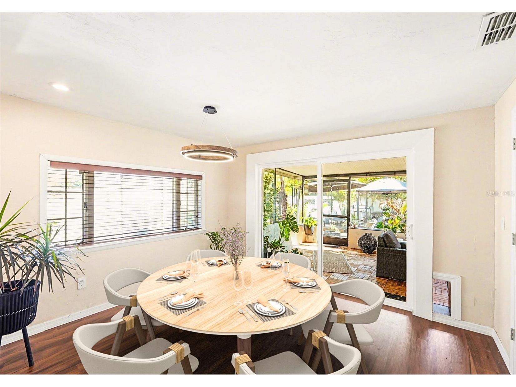 4600 30th Avenue N Saint Petersburg FL 33713 A4683183 image4