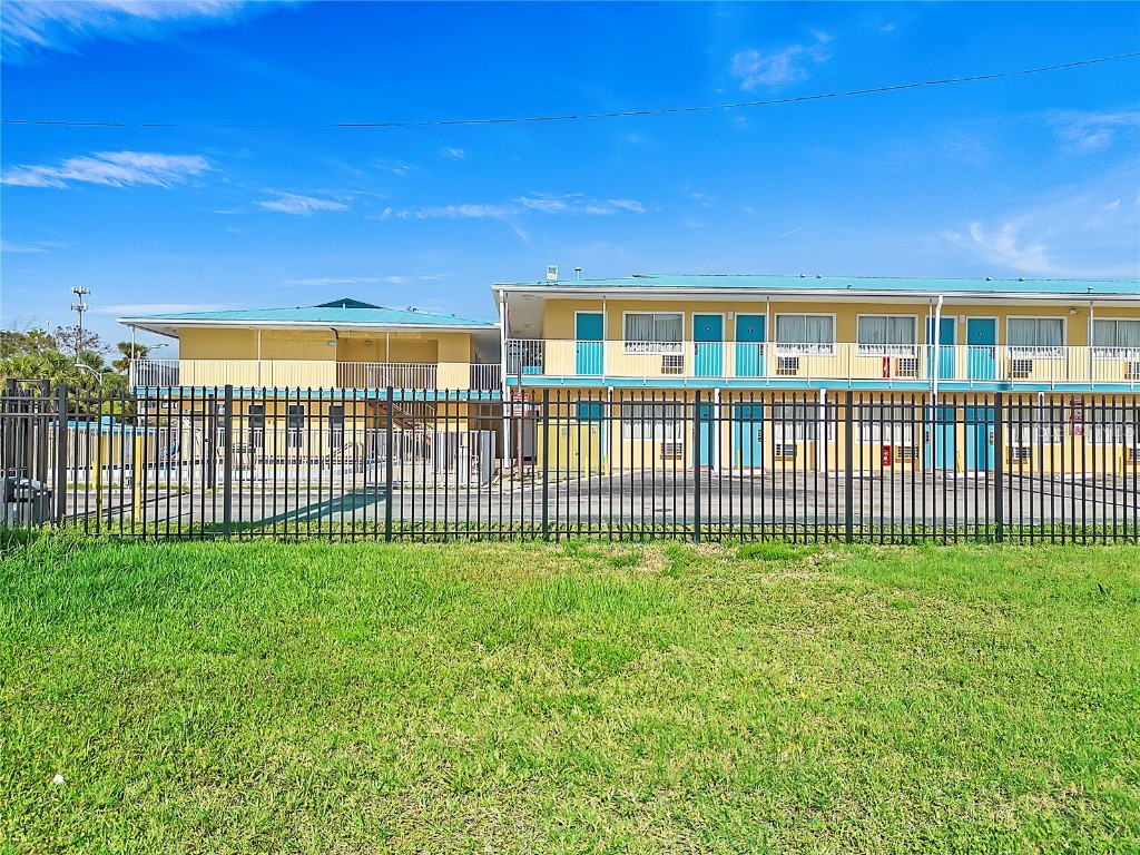 4600 34th Street S Saint Petersburg FL 33711 TB8387631 image17