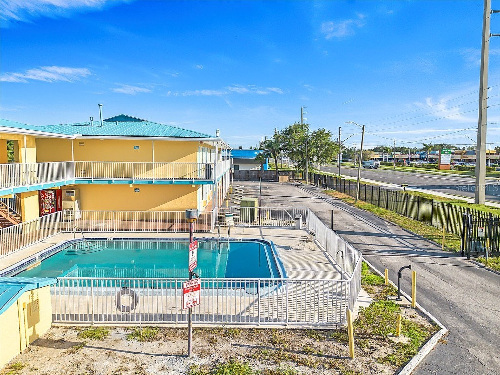 4600 34th Street S Saint Petersburg FL 33711 TB8387631 image29