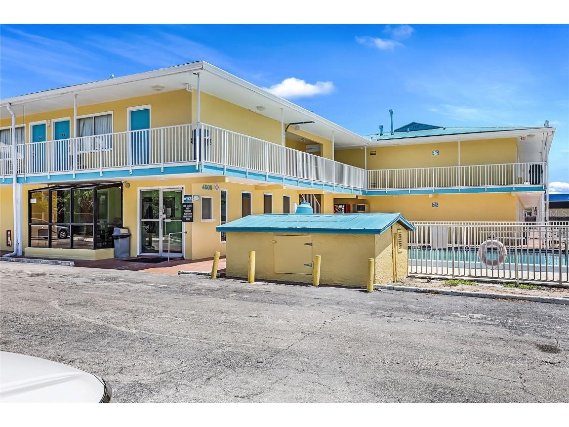 4600 34th Street S Saint Petersburg FL 33711 TB8387631 image35