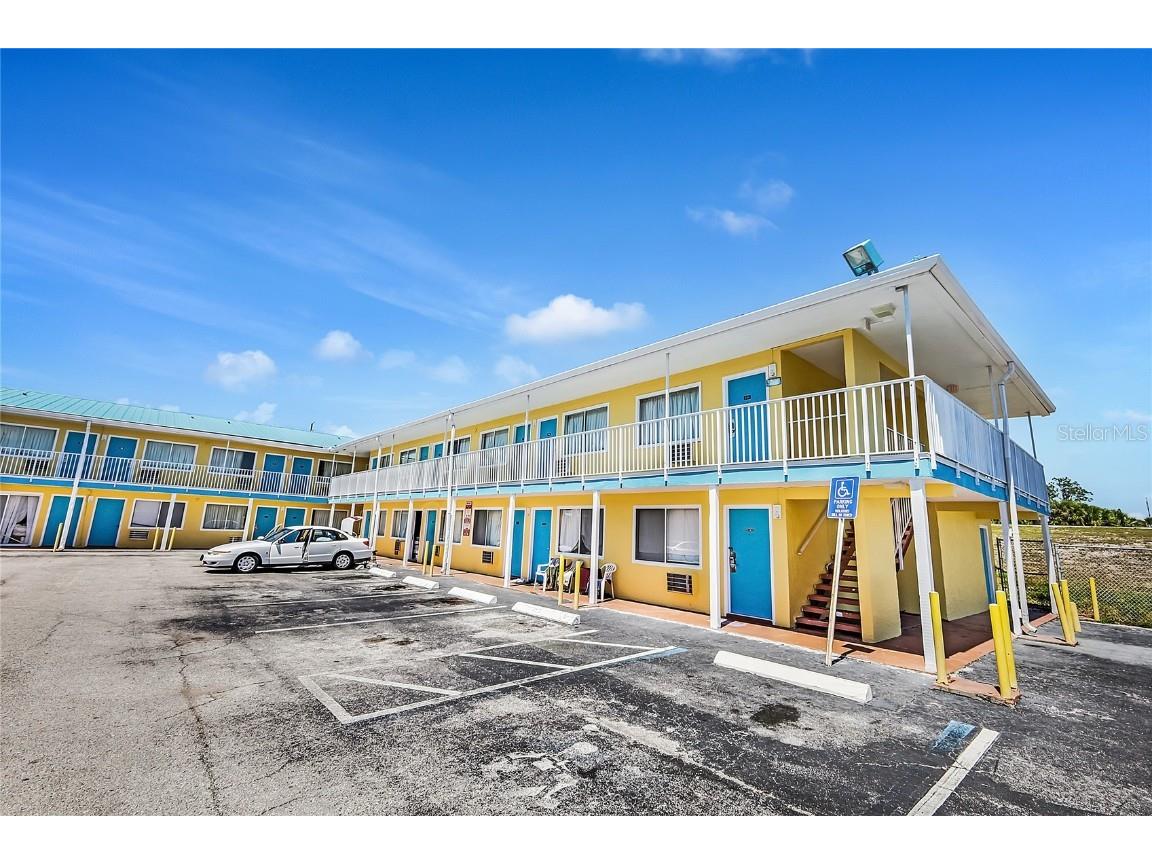 4600 34th Street S Saint Petersburg FL 33711 TB8387631 image40