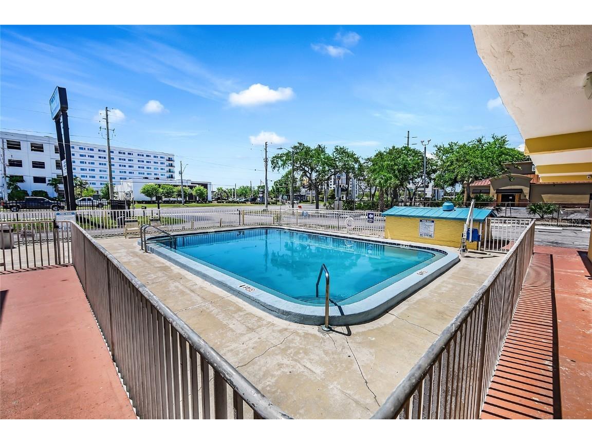 4600 34th Street S Saint Petersburg FL 33711 TB8387631 image42