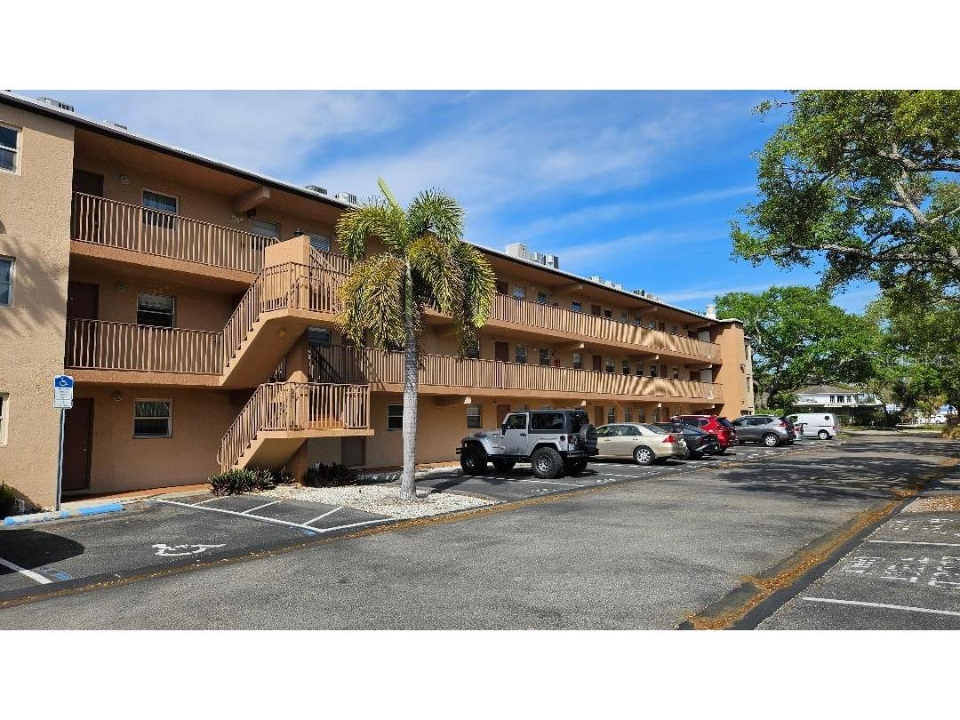 4600 98th Way N #210 Saint Petersburg FL 33708 TB8484650 image1