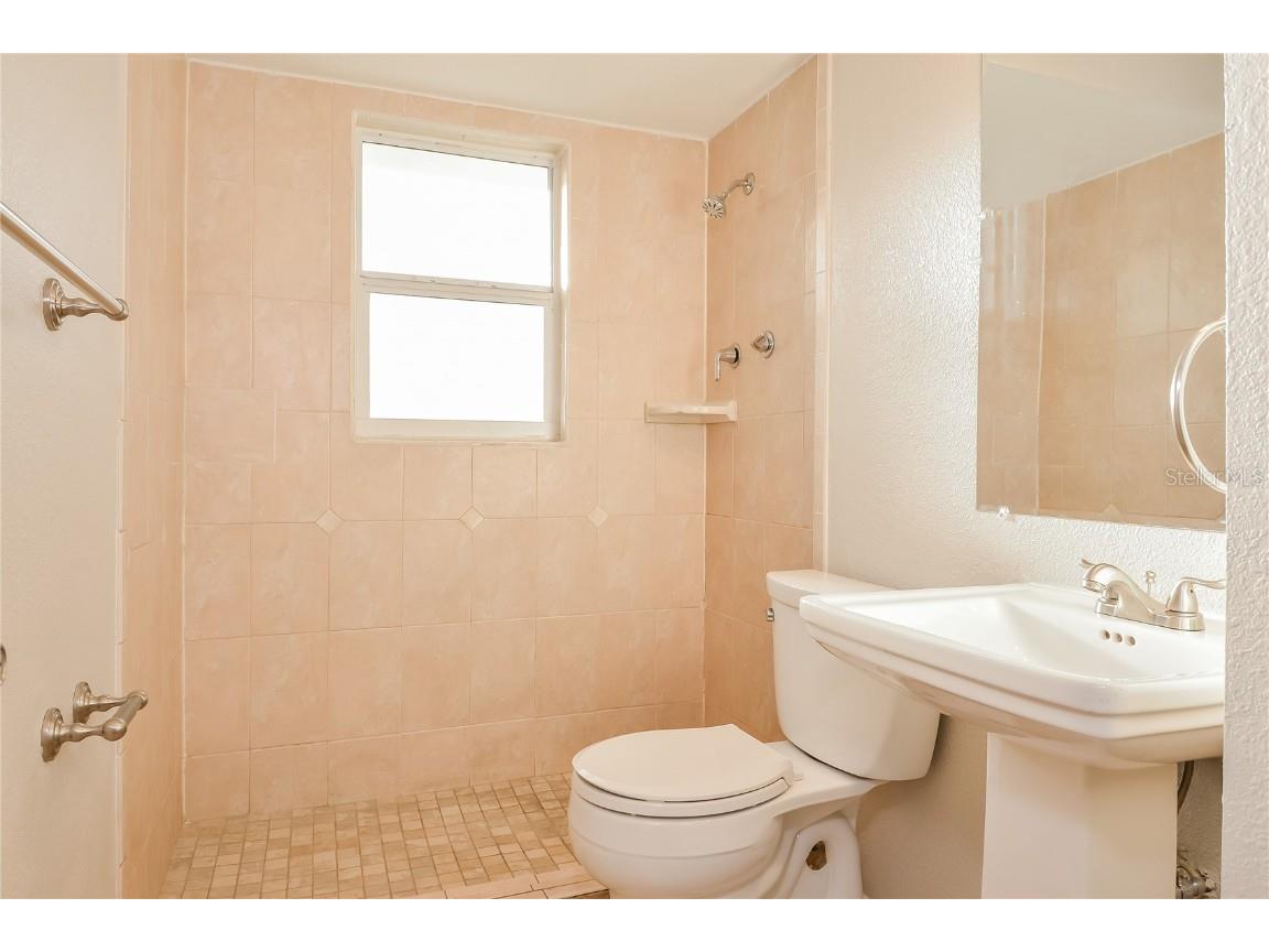 4600 Sloan Avenue Sarasota FL 34233 O6356262 image14